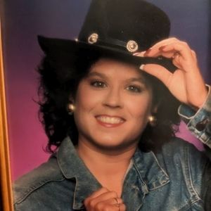 Meet your Posher, Joellen